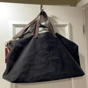 cuyana oversized canvas and real leather bag